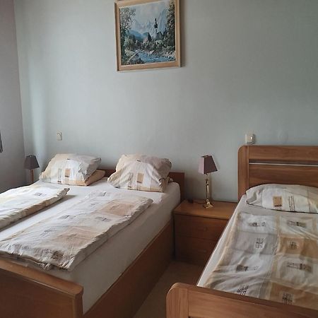 Large Detached Holiday Home In Hesse With Private Garden And Terrace Гомберг Екстер'єр фото