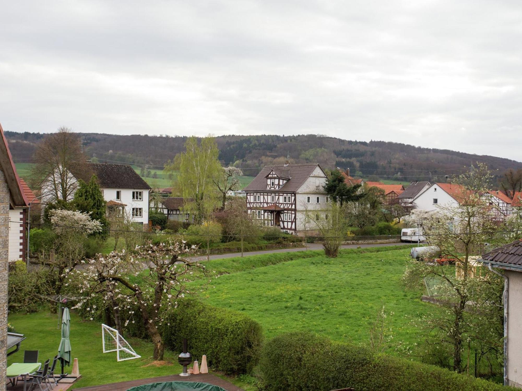 Large Detached Holiday Home In Hesse With Private Garden And Terrace Гомберг Екстер'єр фото